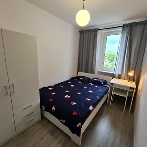 Mirrorroom Pl Airport Проживание в семье Варшава